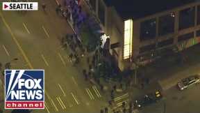 Chaos erupts in Seattle, Portland on inauguration day