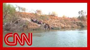 CNN witnesses dozens of migrants trying to cross Rio Grande