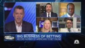 Time to bet in sports betting stocks as March Madness kicks off?