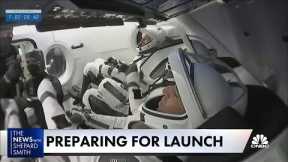 Four astronauts prepare to head to ISS
