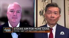 The market will have to stand on its own in 2022, says Rockefeller Family Office CIO