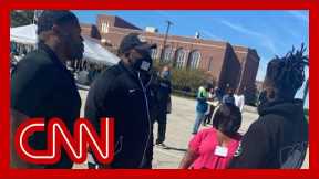 Retired NFL player hires ex-convicts for delivery business