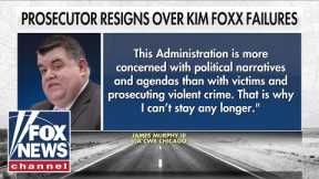 Top Chicago prosecutor quits over leadership