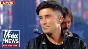 Phil Wickham performs live on 'Fox & Friends'