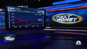 Chart of the Week: Nike just isn't doing it, biggest Dow laggard this week