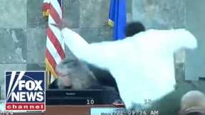 WATCH: Judge brutally assaulted in court