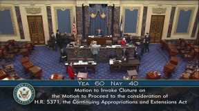 U.S. Senate Advances Bill to Reopen Government