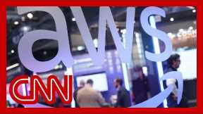 Huge outage disrupts websites and apps across the globe