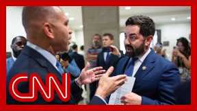 See Jeffries and Lawler confront each other over shutdown