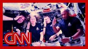 Trump calls the Artemis crew